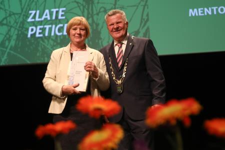 ZLATE PETICE 99z9 FOTO LJUBO VUKELIČ